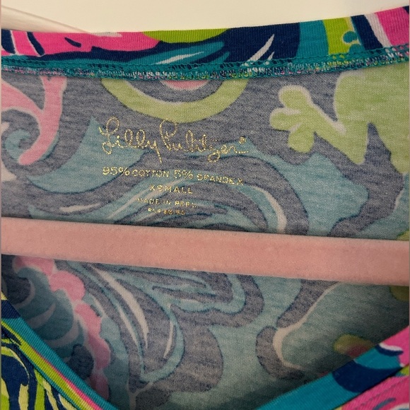 Lilly Pulitzer Etta V-Neck in Sea Blue Private Island - Picture 3 of 5